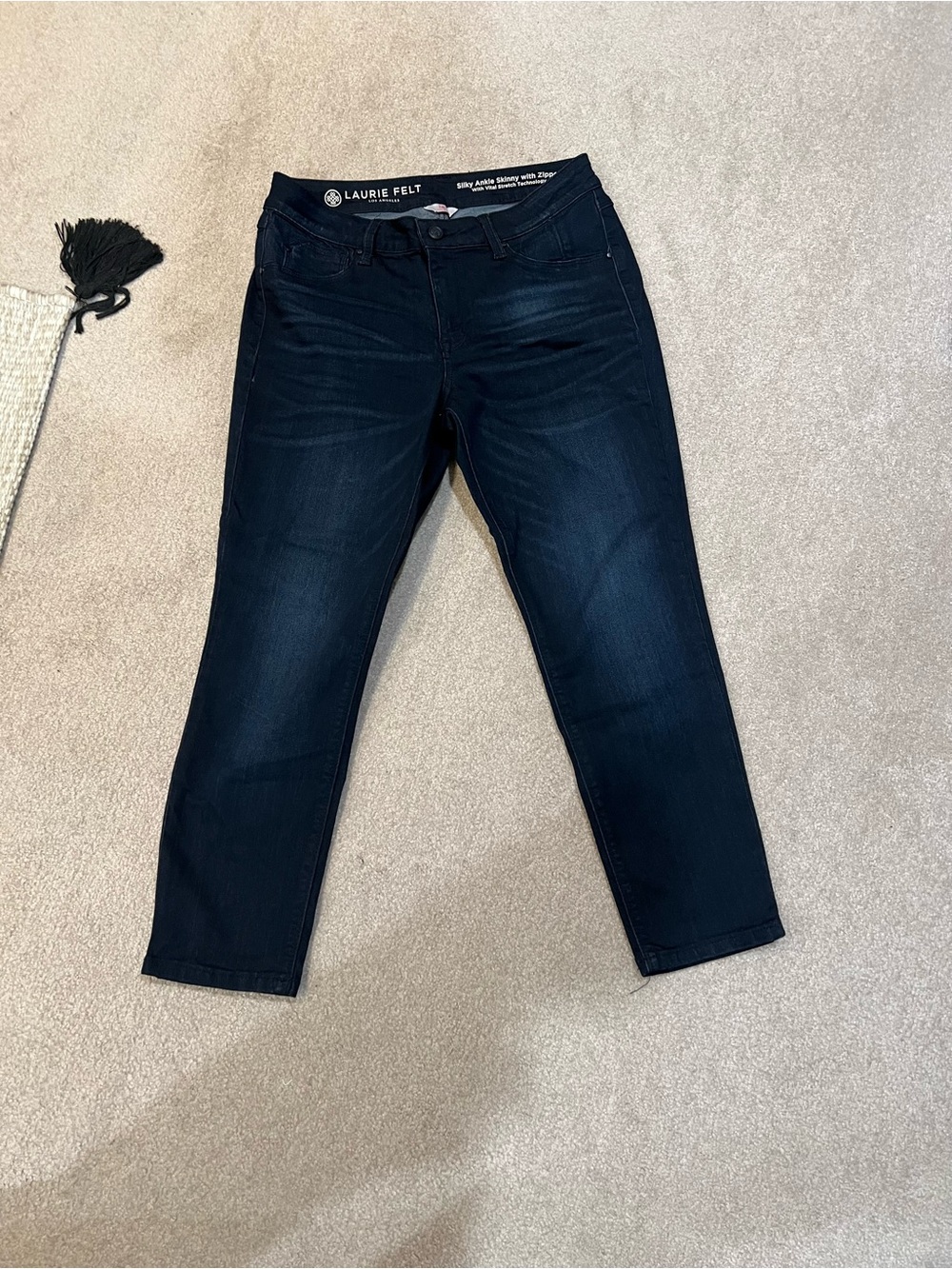Laurie Felt Women's Dark Navy Ankle Skinny Jeans